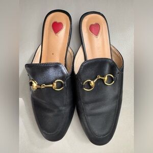 Arqa women's leather slip-on mule flats with gold horsebit US 6.5